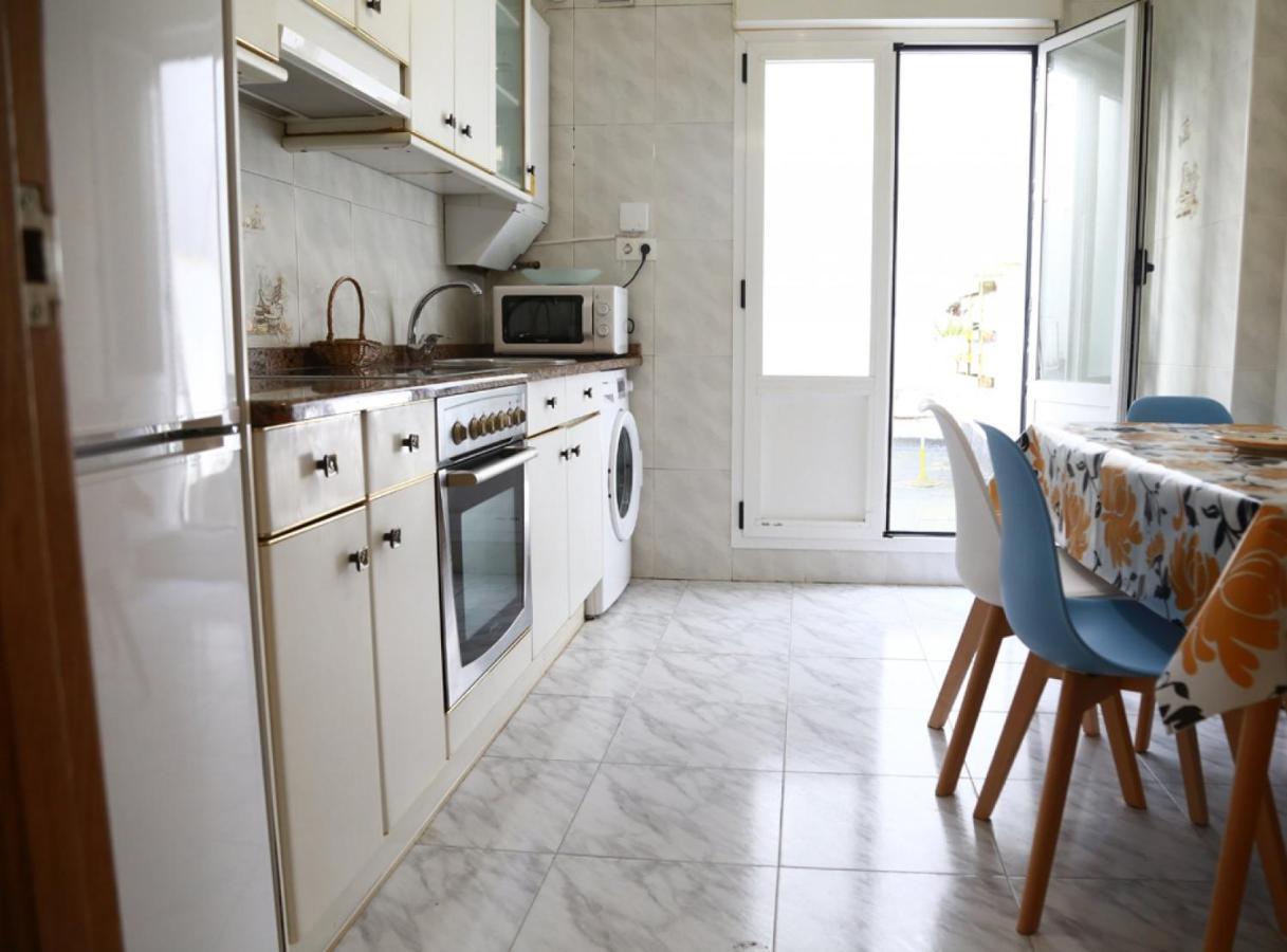 Calida Vivienda Turistica Centrica Junto Al Funicular Y Metro Leilighet Bilbao Eksteriør bilde