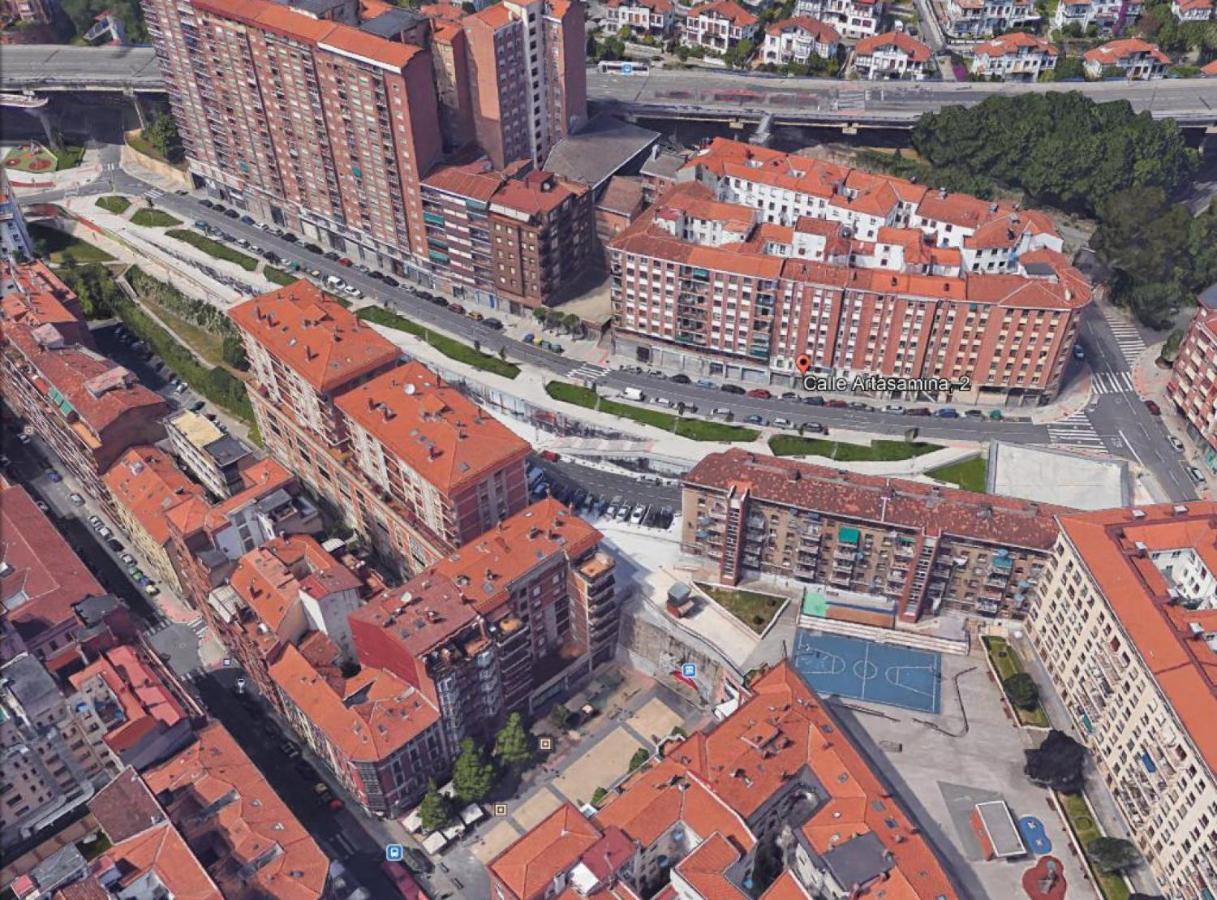 Calida Vivienda Turistica Centrica Junto Al Funicular Y Metro Leilighet Bilbao Eksteriør bilde