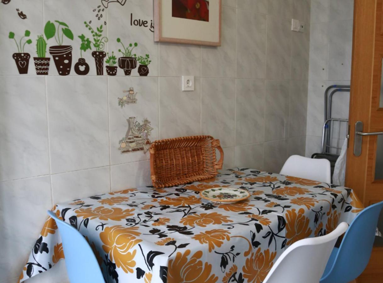 Calida Vivienda Turistica Centrica Junto Al Funicular Y Metro Leilighet Bilbao Eksteriør bilde